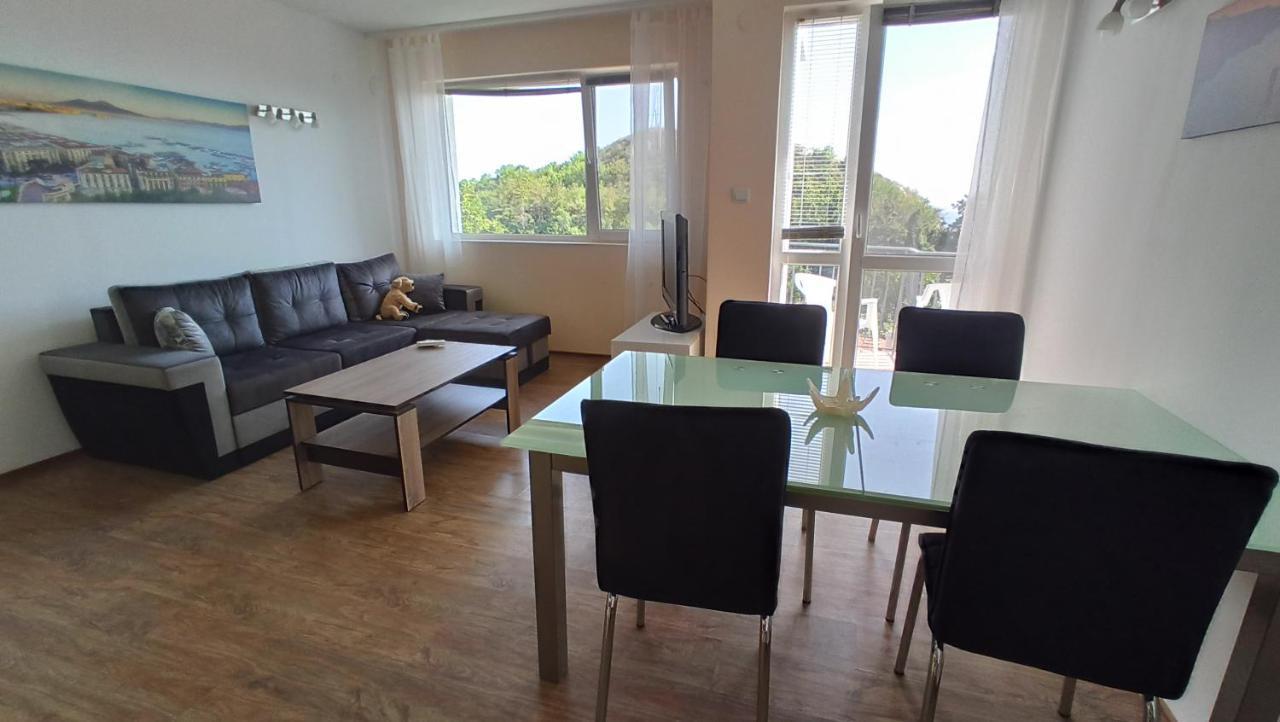 Arode Villa Ovidius - Apartments Balchik Bagian luar foto