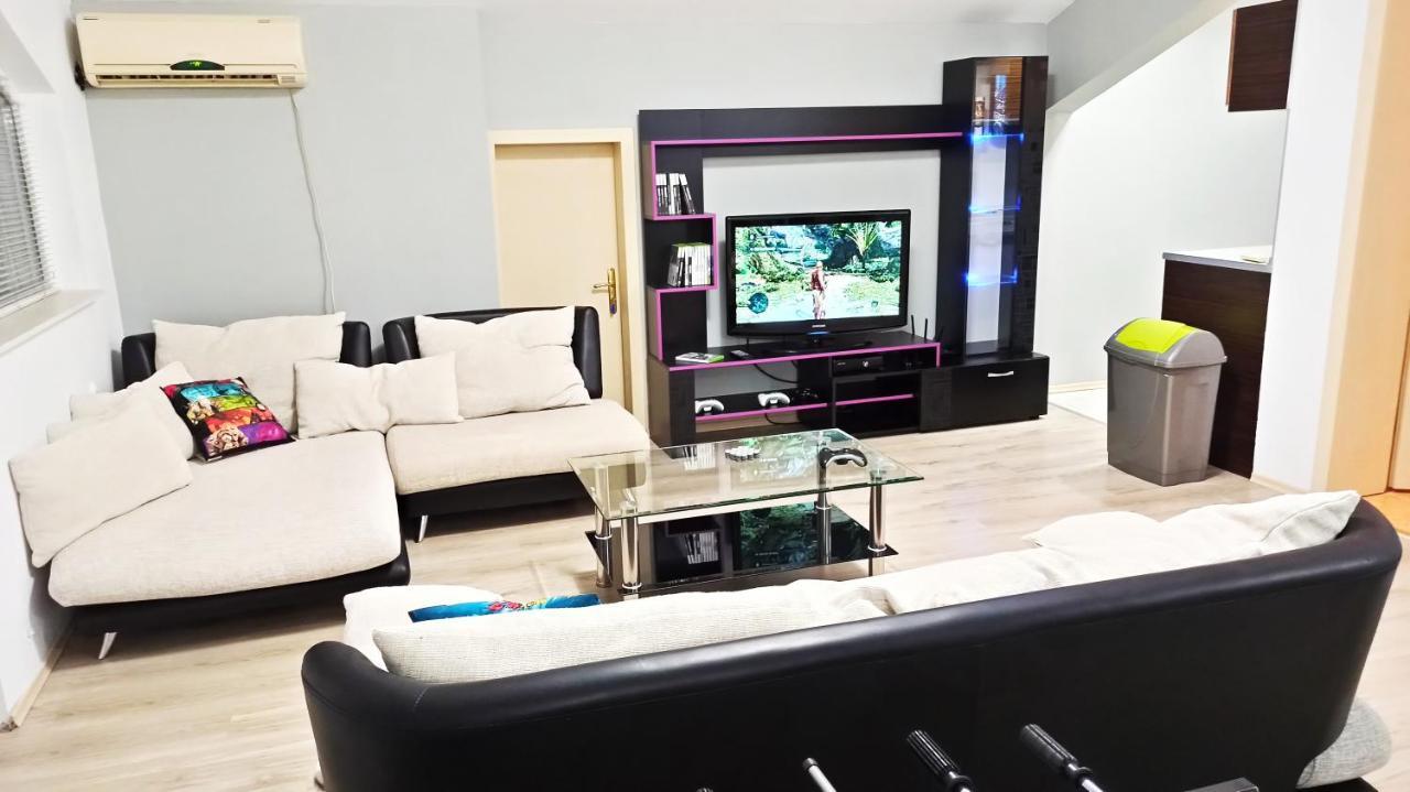 Arode Villa Ovidius - Apartments Balchik Bagian luar foto