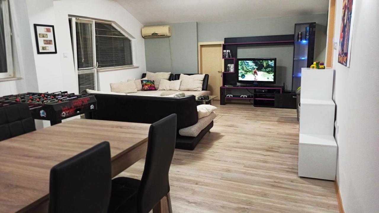 Arode Villa Ovidius - Apartments Balchik Bagian luar foto