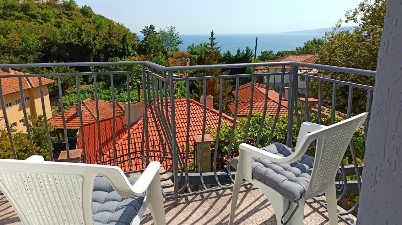 Arode Villa Ovidius - Apartments Balchik Bagian luar foto