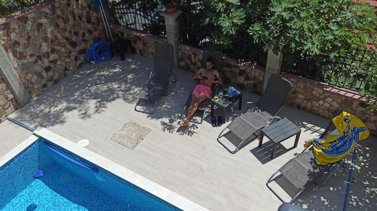 Arode Villa Ovidius - Apartments Balchik Bagian luar foto