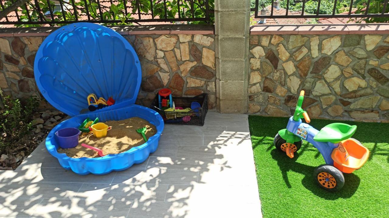 Arode Villa Ovidius - Apartments Balchik Bagian luar foto