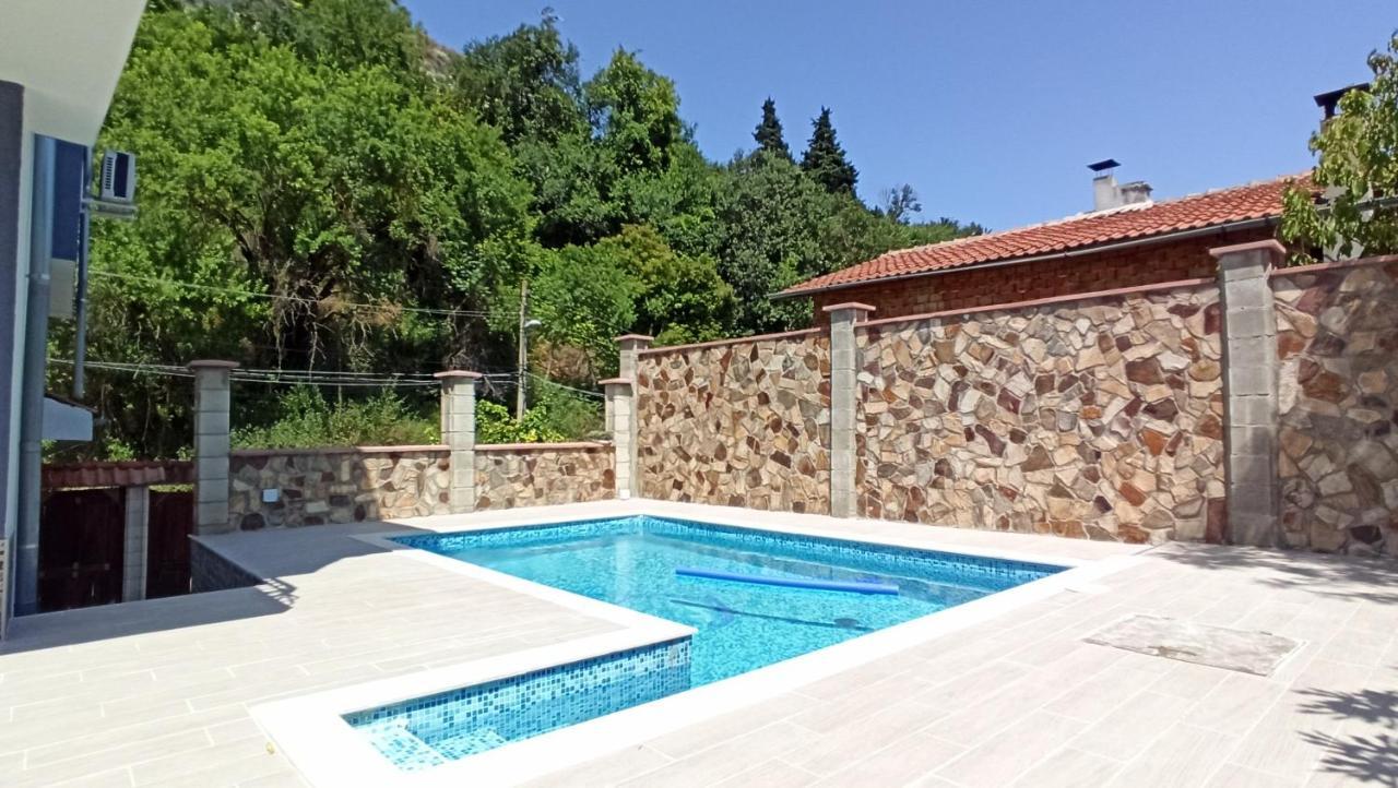 Arode Villa Ovidius - Apartments Balchik Bagian luar foto