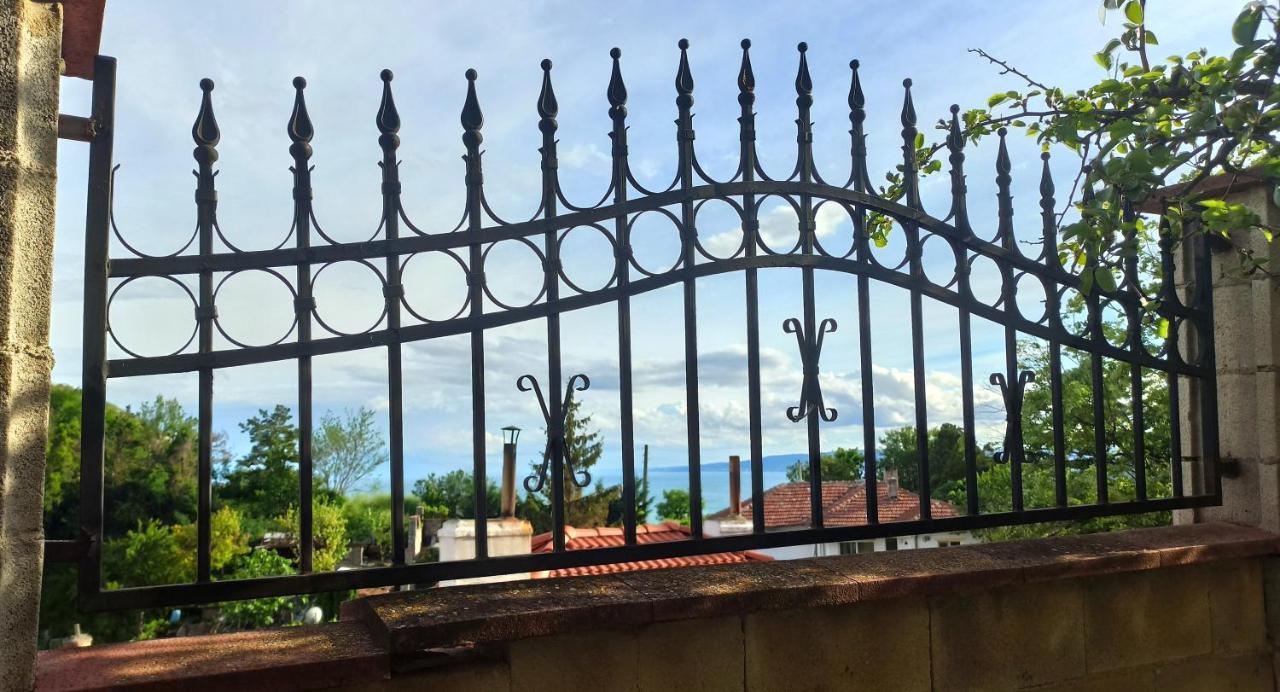 Arode Villa Ovidius - Apartments Balchik Bagian luar foto
