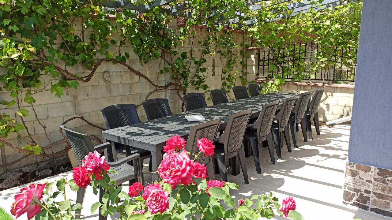 Arode Villa Ovidius - Apartments Balchik Bagian luar foto